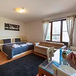 Mountain View 3*