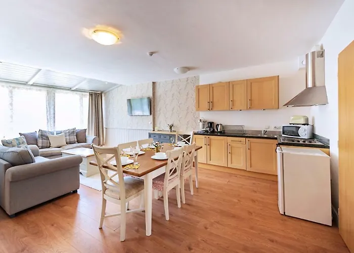 Mountain View 3* בנסקו