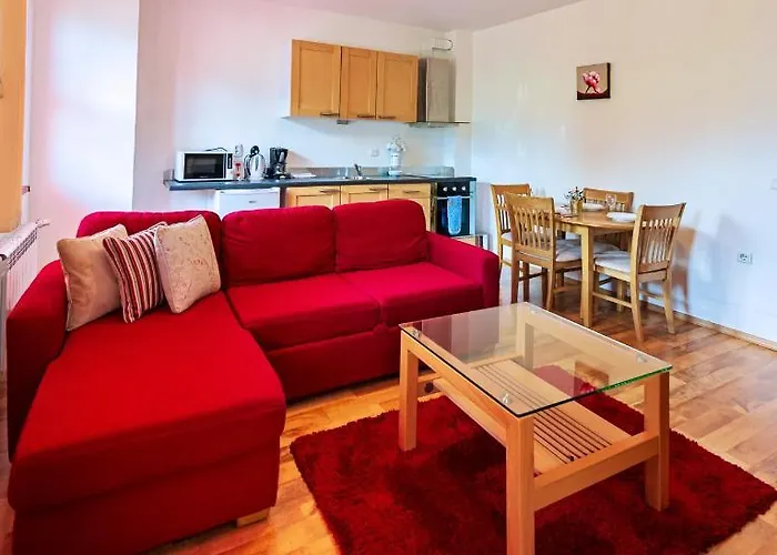 Mountain View 3* בנסקו